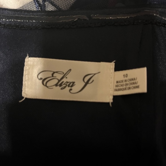 NWT Eliza J formal floor length gown - Picture 8 of 9